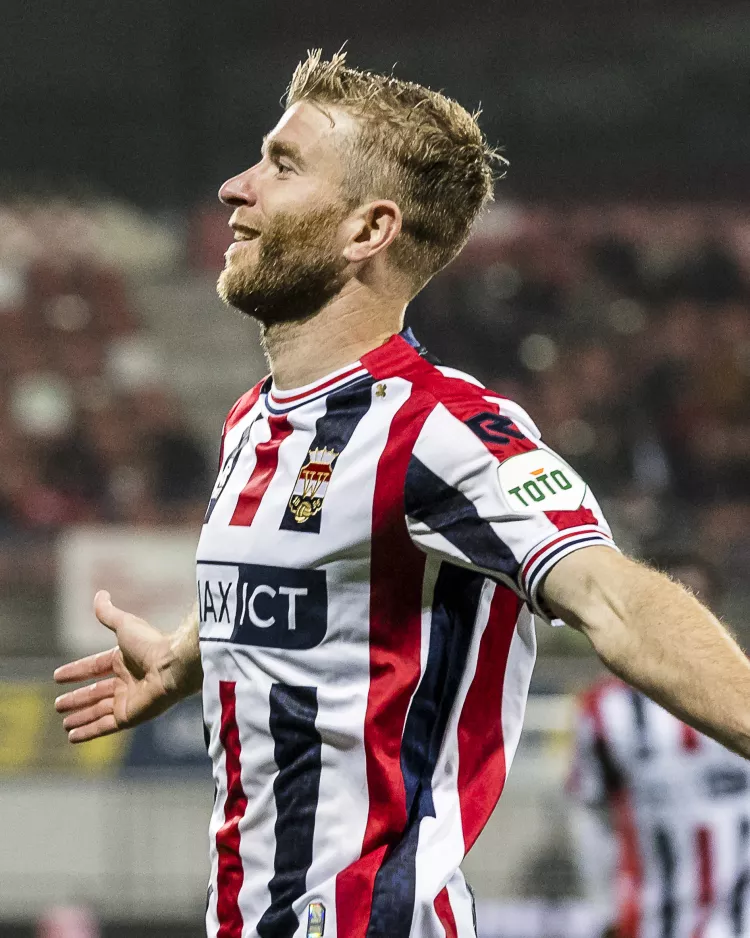 Willem II heeft geen probleem in Helmond 