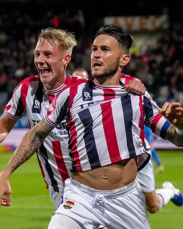 Strijdbaar Willem II slaat in de slotfase toe