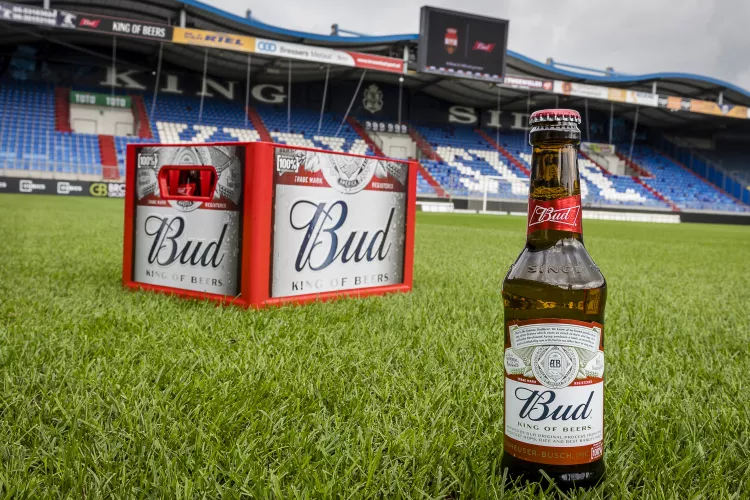 ‘The King of Beers’ in het Koning Willem II stadion