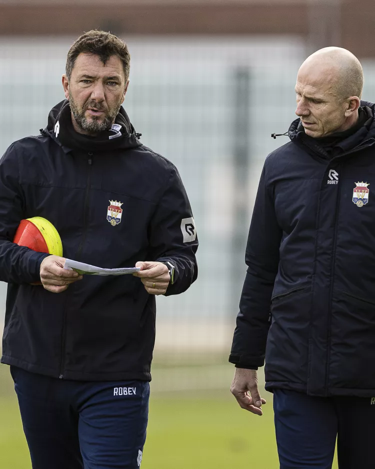 Peter van den Berg assistent-trainer