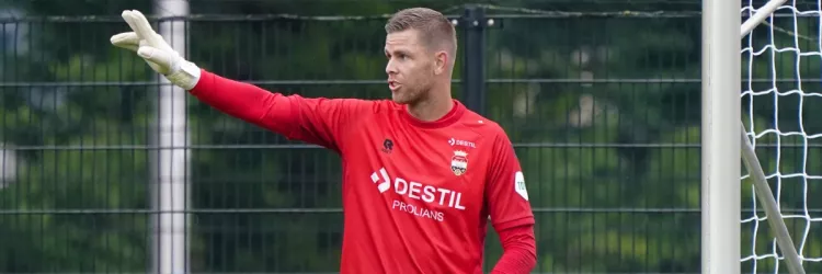 Contract Robbin Ruiter ontbonden