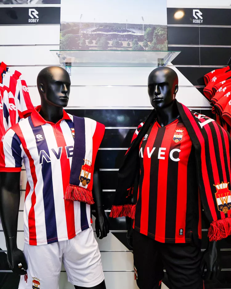 Donderdag aangepaste openingstijden fanshop en receptie