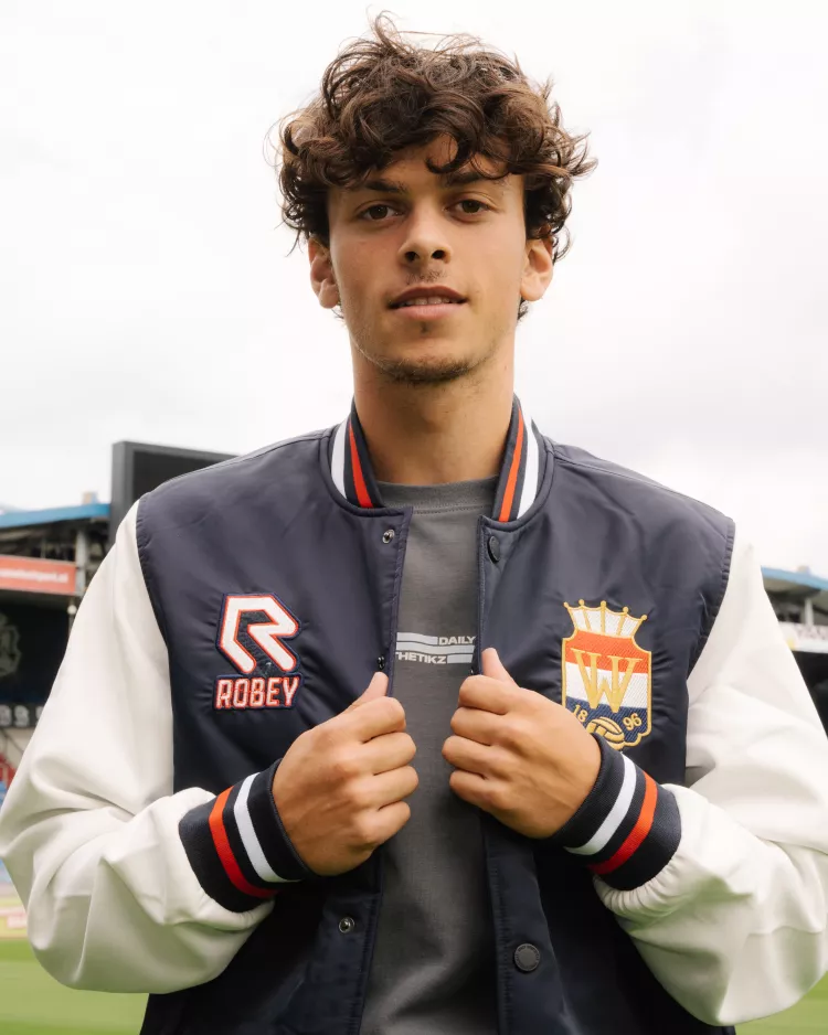 Willem II en Robey presenteren varsity jacket