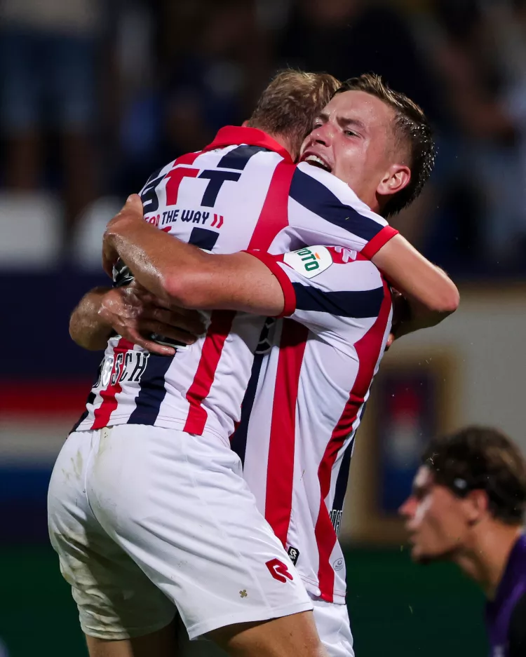 Willem II sleept zege uit het vuur